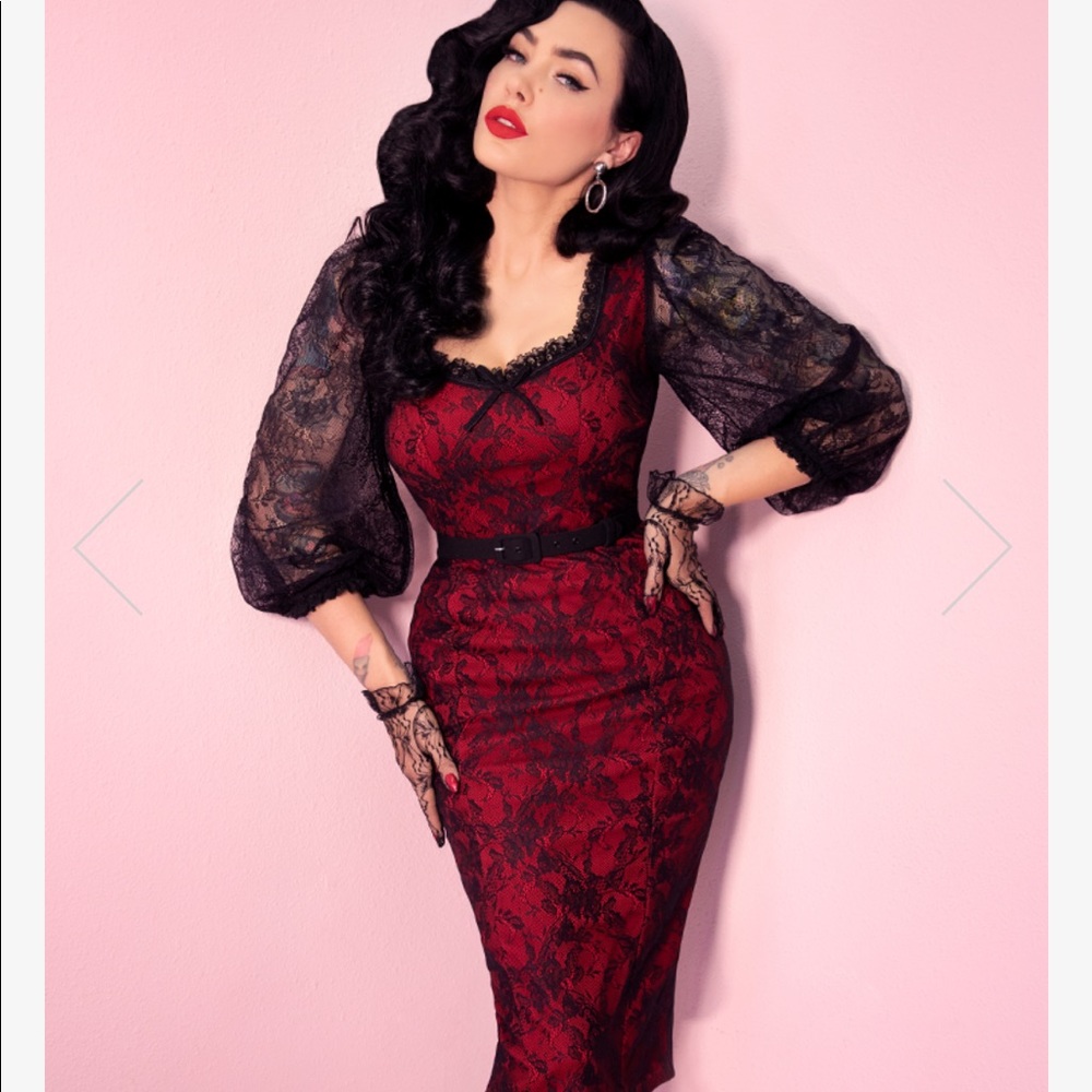 DECADENCE WIGGLE DRESS IN RED - VIXEN